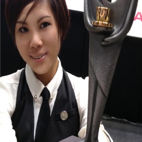 Accro Coffee Pinky Leung 嬴得2013世界虹吸咖啡大賽冠軍 World Champion